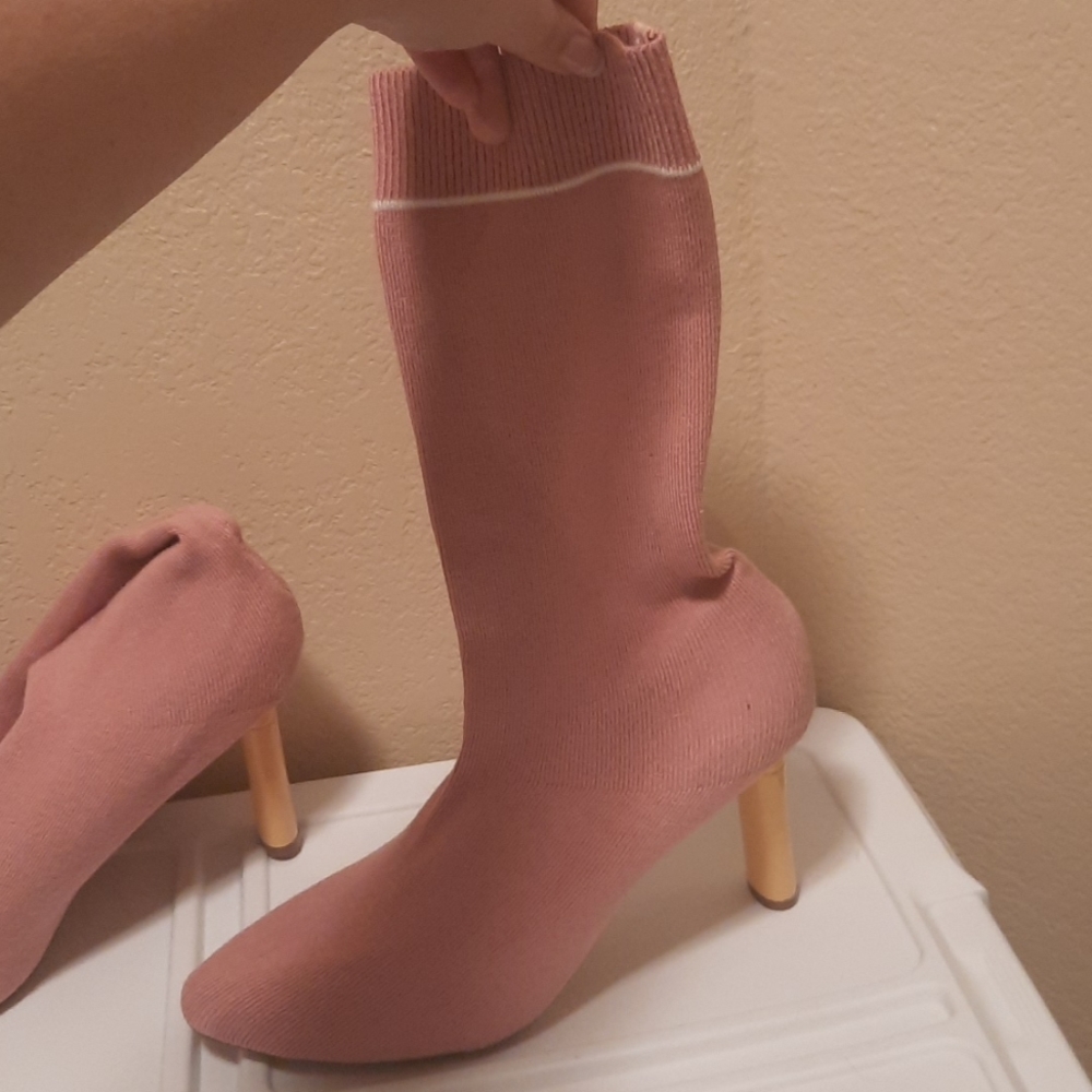 Forever 21 pink knee high boots w/ heel